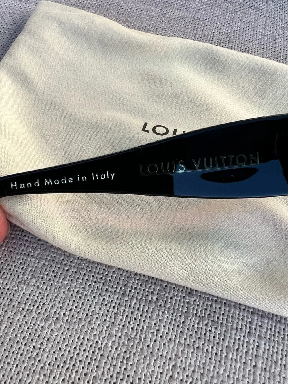 Louis Vuitton ursula Strass Noir Black Sunglasses Z0145W Rhinestone Flower Logo